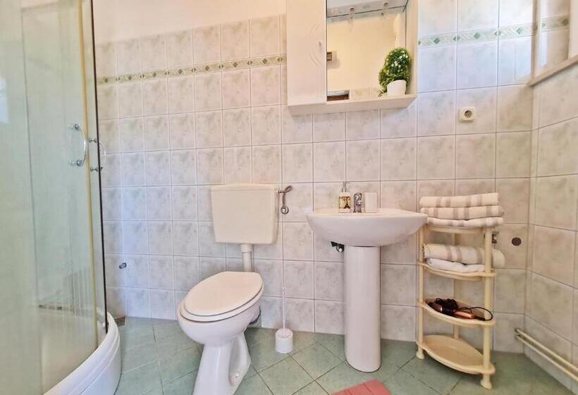 Студио Стандарт Вид на Море с Балконом, Rooms And Apartments Porat