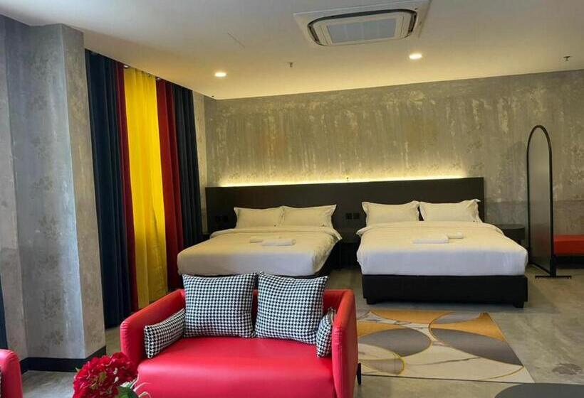 Президентский Люкс, Sri Indar Hotel & Suites