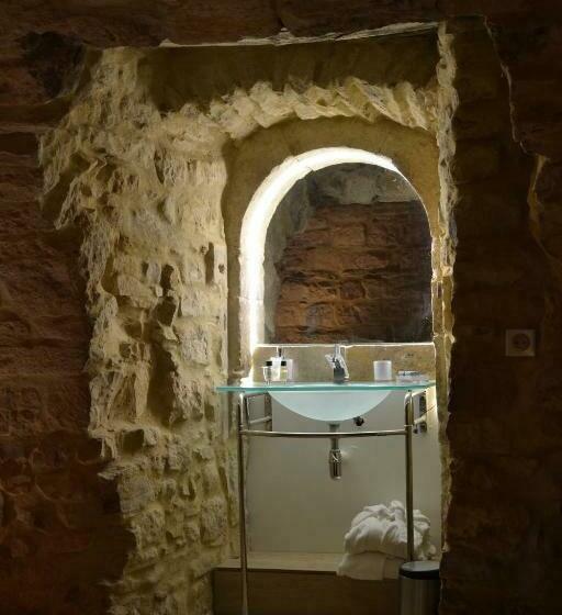 Стандартный Номер Кровать Кинг, Chambre D Hôte Romantique Avec Spa Privatif Domaine Les Nuits Envôutées   Vézénobres