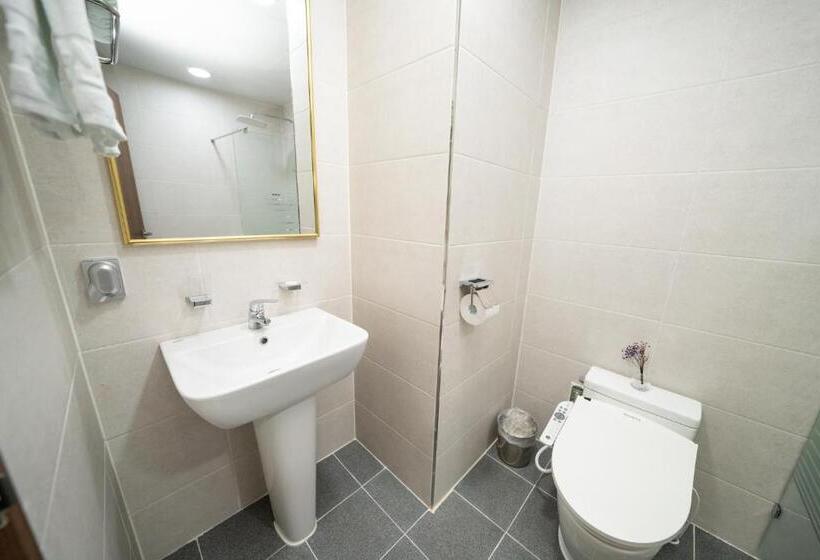 Номер Стандарт, Sanbangsan Hotel Formerly Primula
