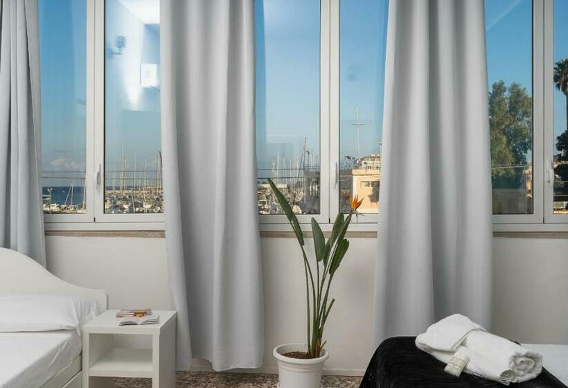 Стандартный Номер Кровать Кинг, Regina Margherita   Bed And Breakfast & Rooftop Lounge Bar