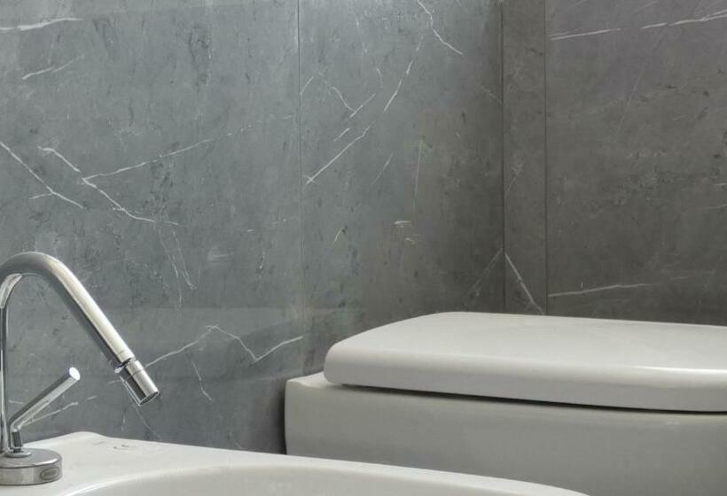 Стандартный Номер Кровать Кинг, Regina Margherita   Bed And Breakfast & Rooftop Lounge Bar