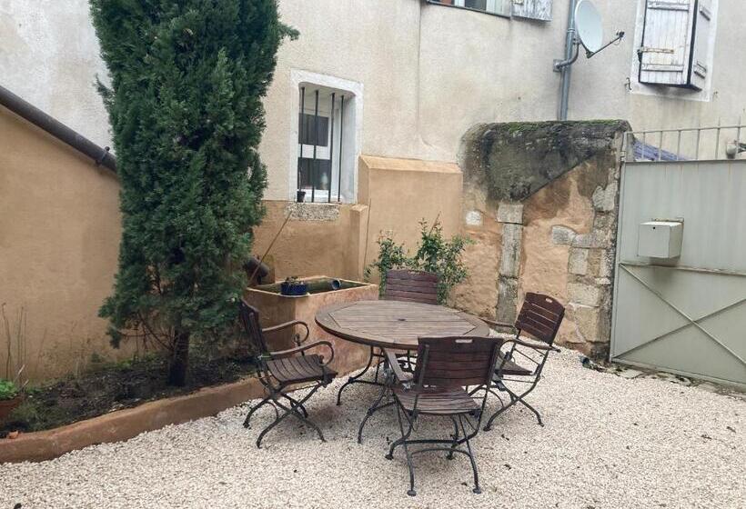 Номер Стандарт Вид на Сад, Le Patio De Xénia