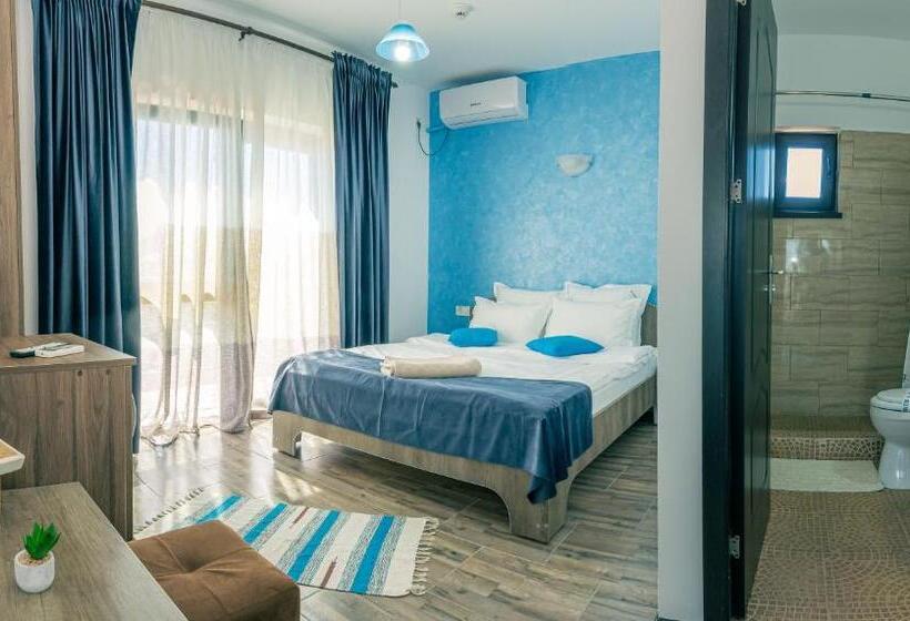 Номер Стандарт с Балконом, Casa In Culori Vama Veche