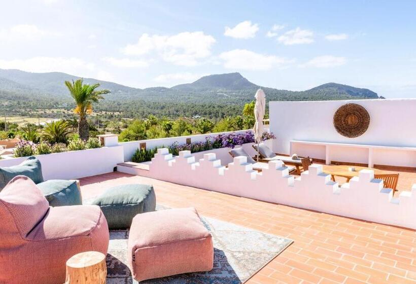جناح ديلوكس مطل على البحر, Petunia Ibiza, A Beaumier