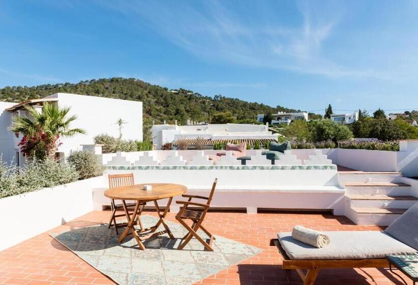 جناح ديلوكس مطل على البحر, Petunia Ibiza, A Beaumier