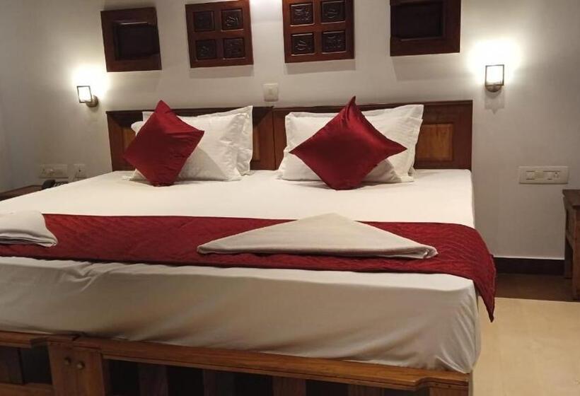 Семейный Номер Deluxe, Cherai Beach View Heritage