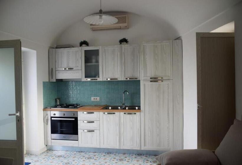 Семейный Номер, Villa Damecuta B&b