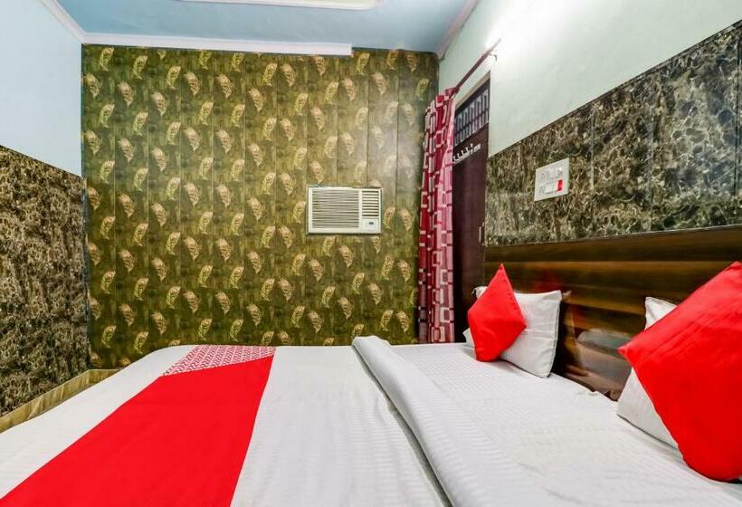 Трехместный Номер Классика, Oyo 84929 Omax Guest House
