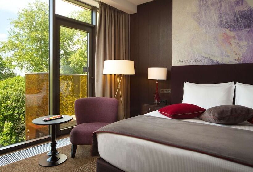 Номер Стандарт Двуспальная Кровать, Doubletree By Hilton Hotel Moscow   Marina