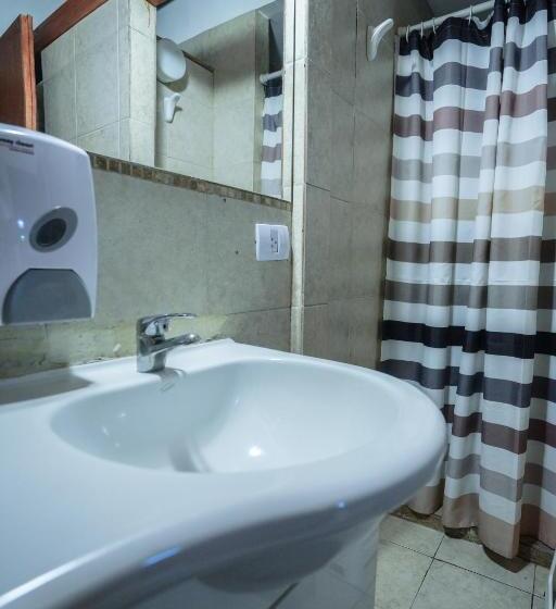 Кровать в Общей Комнате, Tangoinn Hostel Downtown