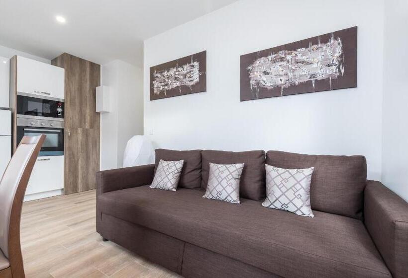 Апартаменты 2 Спальни, Sleep In Antibes City Port
