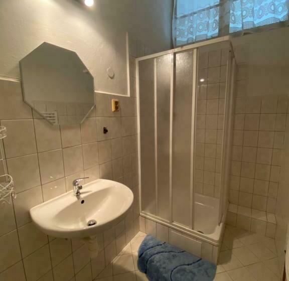 Апартаменты 3 Спальни, Apartma 299