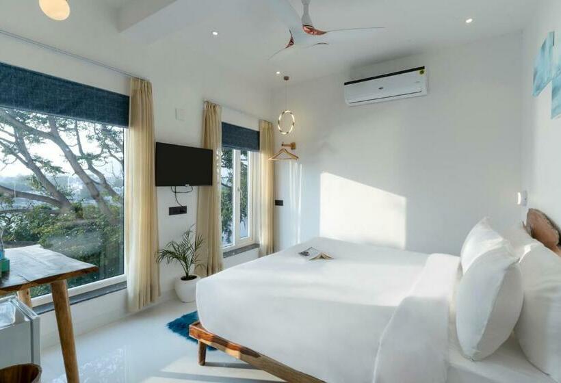 豪华湖景房, Moustache Udaipur Luxuria
