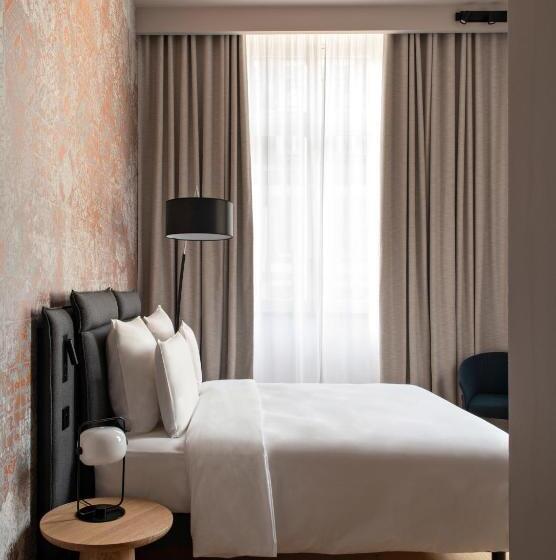 Номер Superior, Leonor The Place To Live