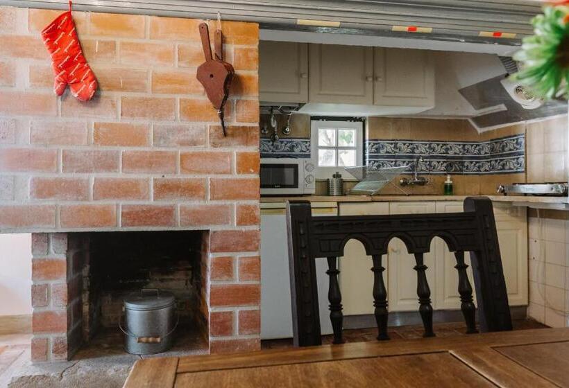 Номер Стандарт, Casa António Moreira
