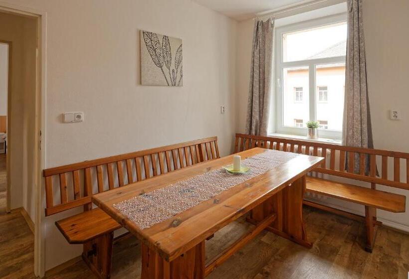 带1个卧室的公寓, Penzion A Restaurace Na Křižovatce