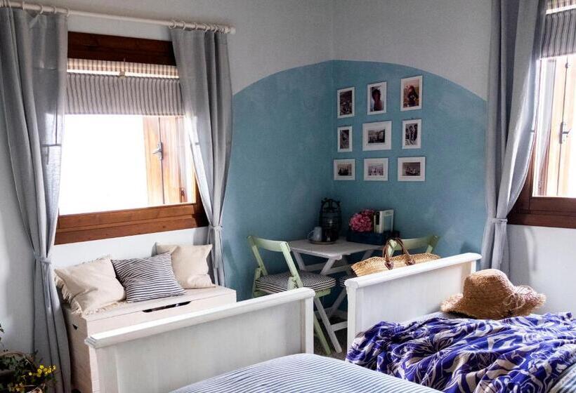 Standard room with outdoor bath, La Porta Accanto B&b