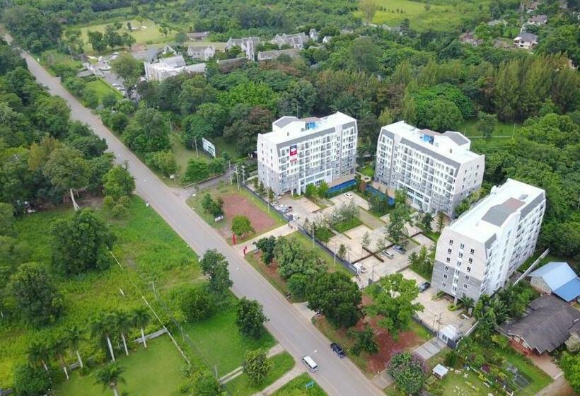 Семейный Номер Вид на Горы, Courtyard Khaoyai