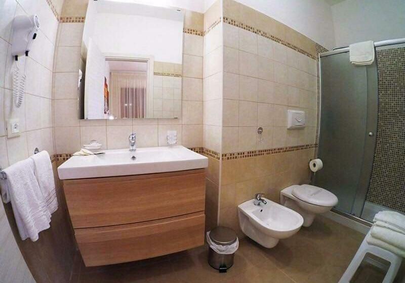 اتاق استاندارد سه تخته با چشم‌انداز باغ, Villa Merina