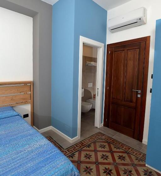 Номер Deluxe Вид на Море, Timpa Rooms