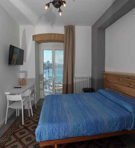 Номер Deluxe Вид на Море, Timpa Rooms