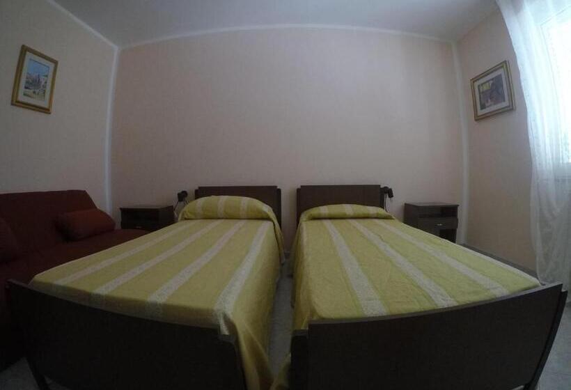 Номер Стандарт Трехместный, B&b Bassu