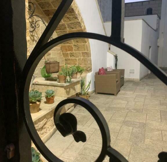 اتاق استاندارد, Nonna Veronica