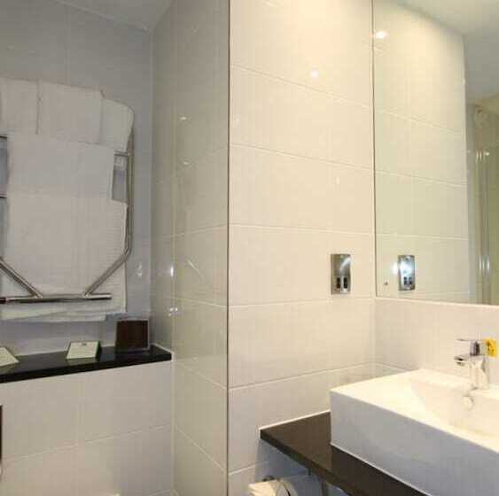 프리미엄 룸, Holiday Inn Huntingdon Racecourse, An Ihg