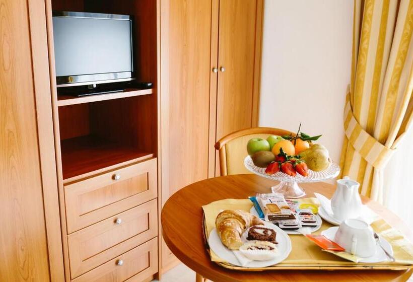 Номер Стандарт Трехместный, Residence Federiciano