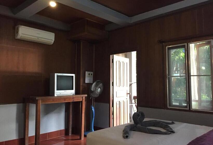스탠다드 룸 가든 전망, Big Fish Resort Koh Tao