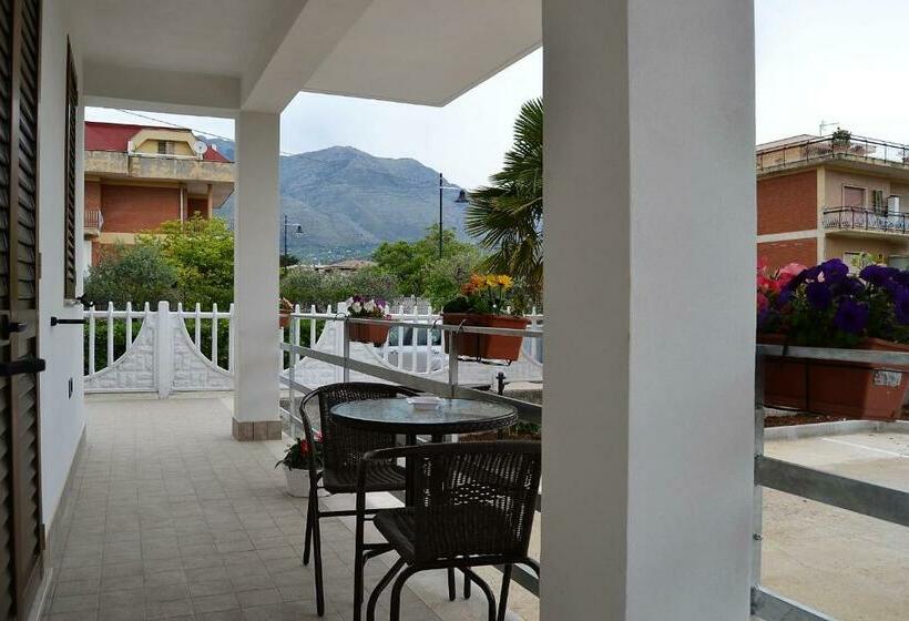 اتاق استاندارد چهار تخته, Guesthouse Holiday Formia Beach
