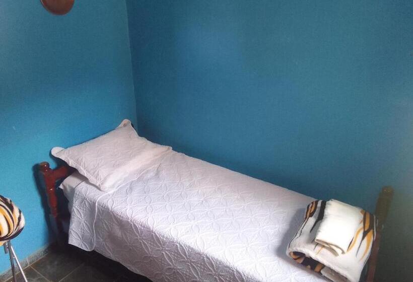 Номер Стандарт, Hostel Yellow House Mg