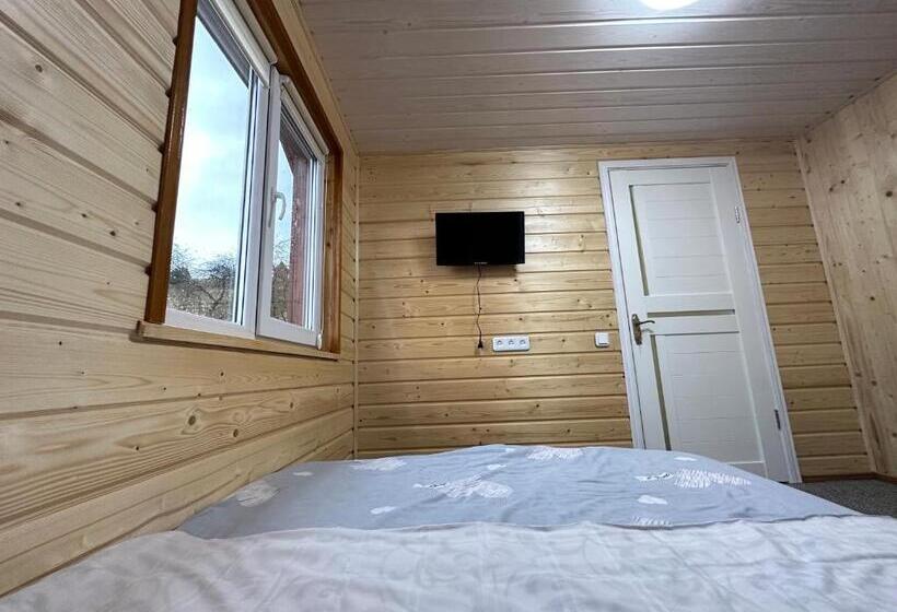 Economy Zimmer, карпатська ніч