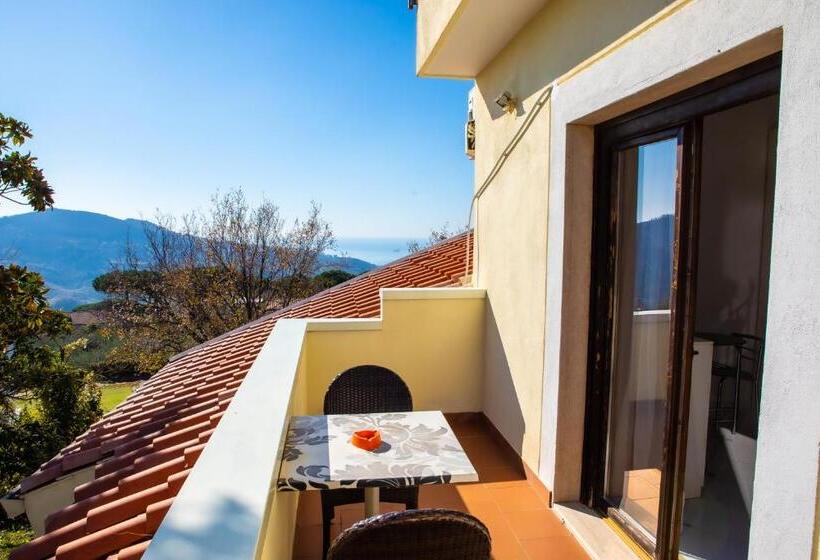 اتاق استاندارد, B&b Villa Setharè