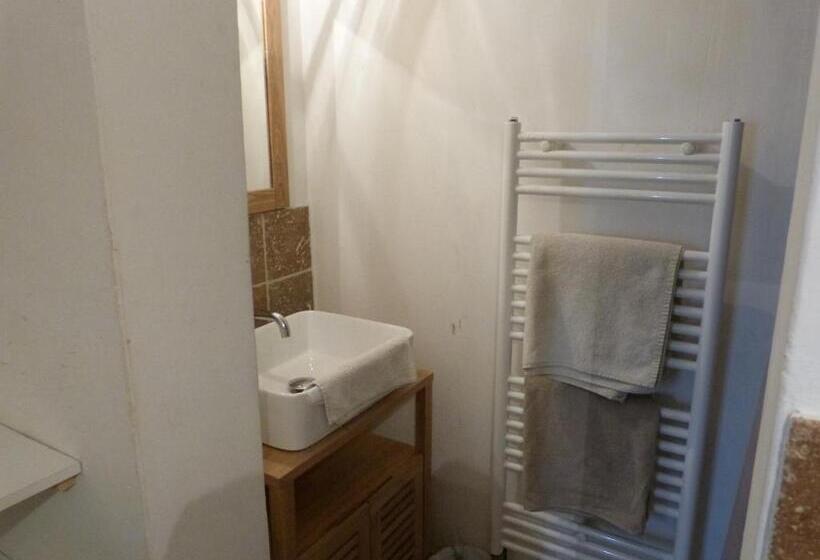 Номер Basic, Maison D Hôtes Bastide St Victor à 2,5 Kilomètres De Lourmarin