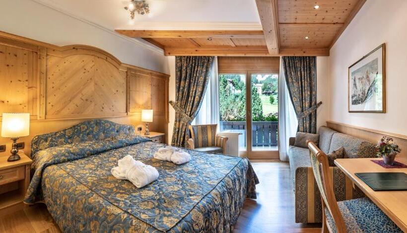 اتاق استاندارد با بالکن, Alpen Hotel Corona