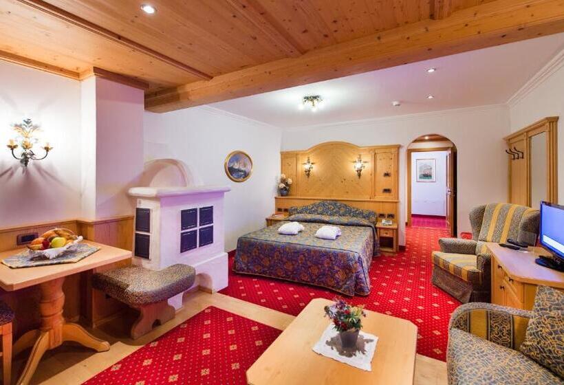 اتاق سوپریور سه تخته, Alpen Hotel Corona
