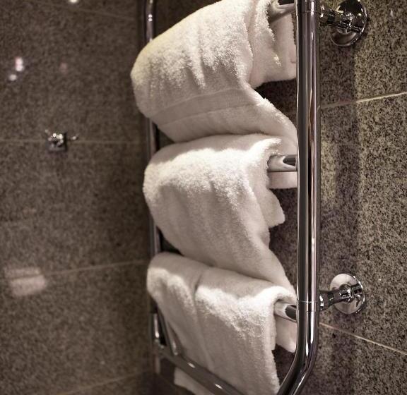 标准三人间, Stora Hotellet Osby