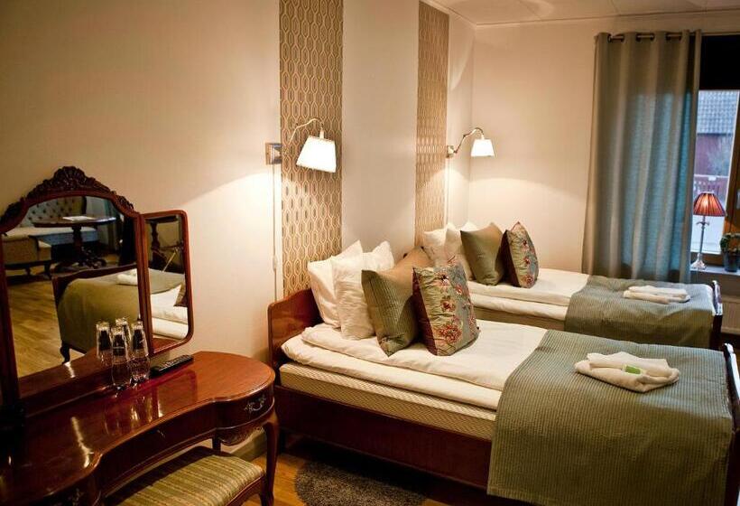 标准三人间, Stora Hotellet Osby