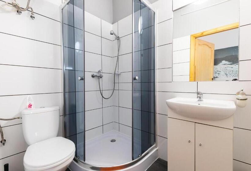 四人标准间, Top Hostel Pokoje Gościnne