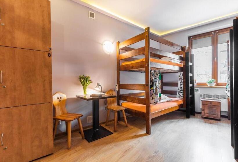 家庭间, Top Hostel Pokoje Gościnne