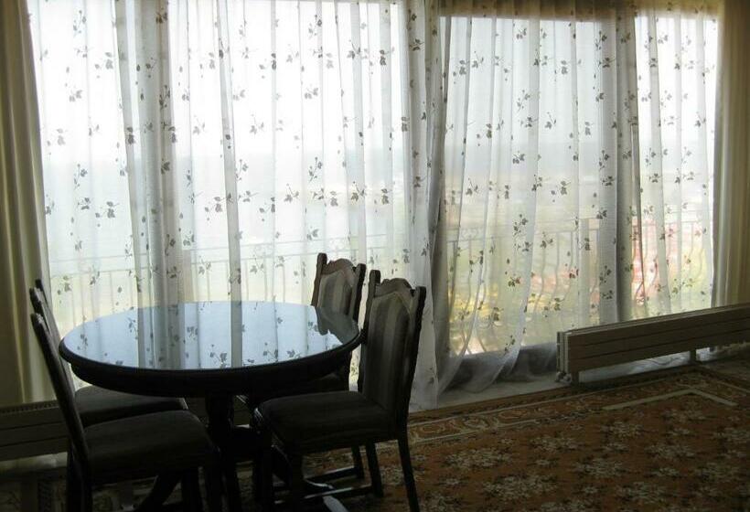 آپارتمان 1 خوابه با چشم‌انداز دریا, V3 Villa