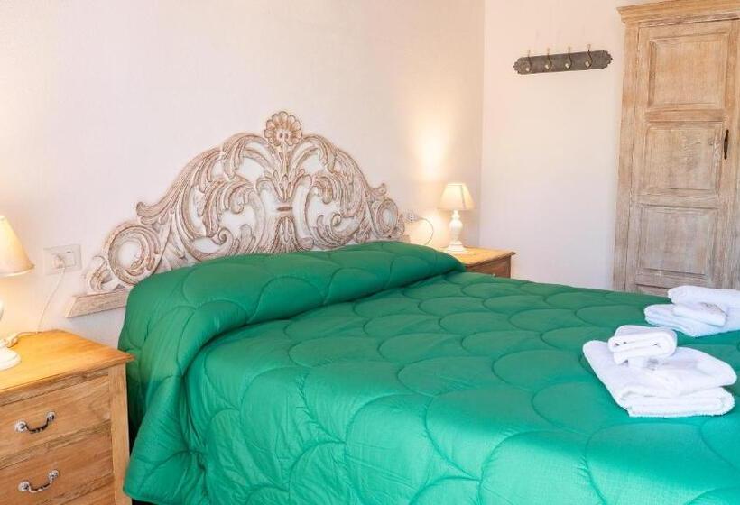اتاق استاندارد با تخت بزرگ, Quadrifoglio Affittacamere