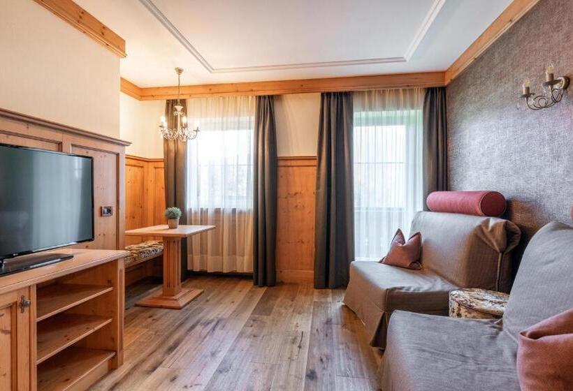 Люкс с Балконом, Albion Mountain Spa Resort Dolomites