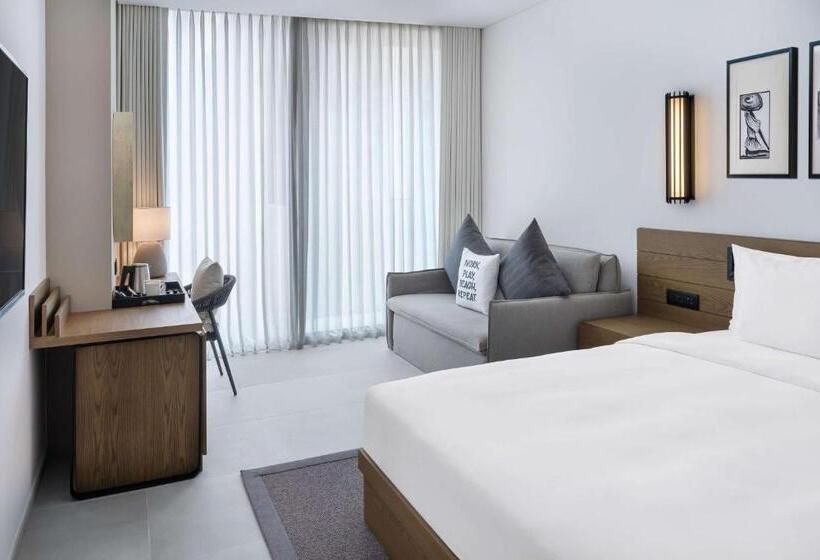 اتاق سوپریور سه تخته, Radisson Beach Resort Palm Jumeirah