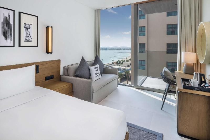 اتاق سوپریور سه تخته, Radisson Beach Resort Palm Jumeirah