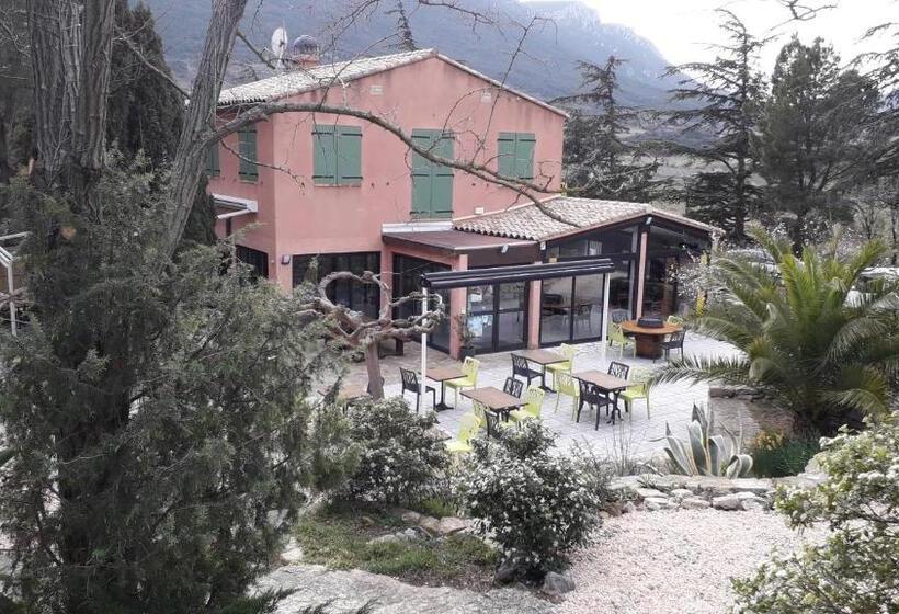 스탠다드 룸, Auberge La Table Du Curé