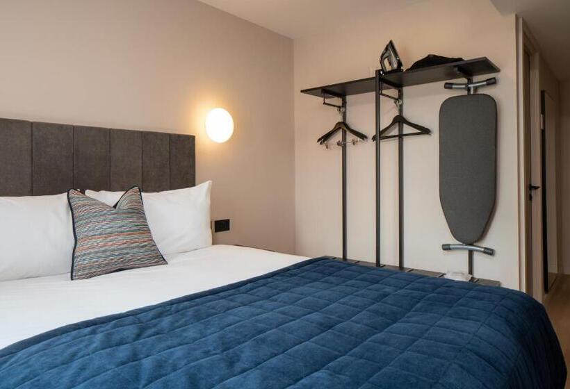 Студия Классика, Aparthotel Birmingham