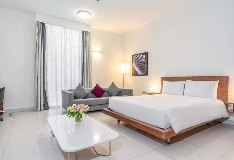 Студия Стандарт, Adagio Abu Dhabi Al Bustan